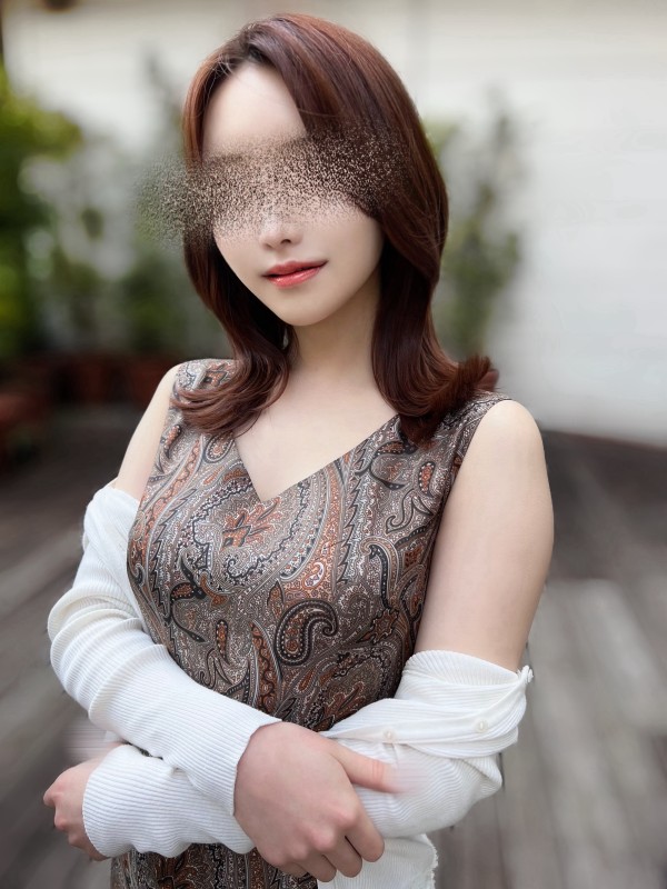 的山 梨乃_六本木高級デリヘルフィレンツェ_的山 梨乃